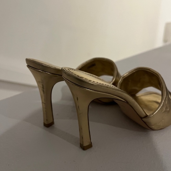 Louis Vuitton Revival Gold Mules - Picture 5 of 6